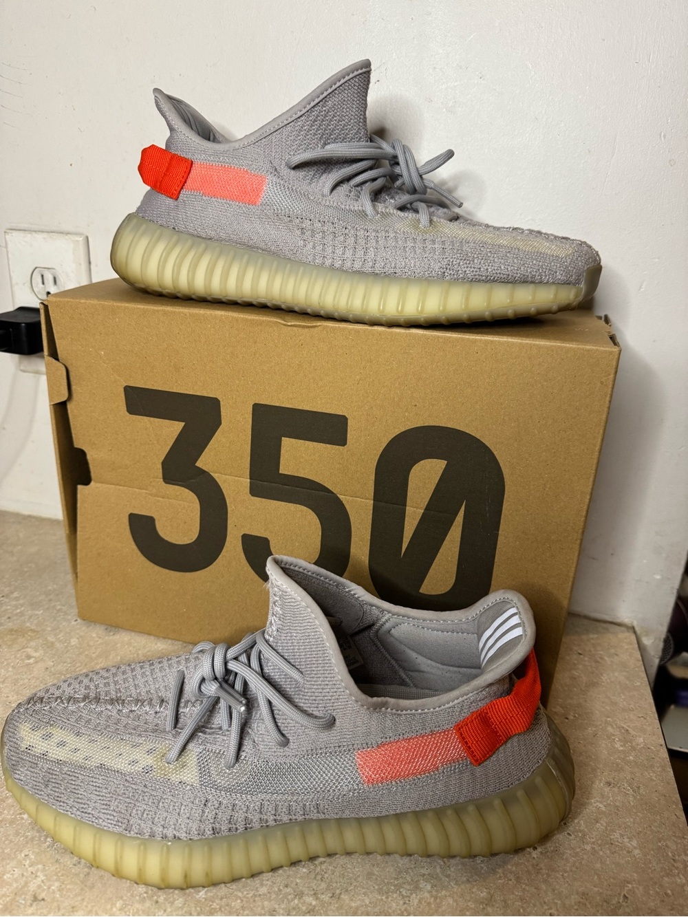 Yeezy boost 350 v2 Tail Gt Grey Sneakers with Red-Orange Heel Tab